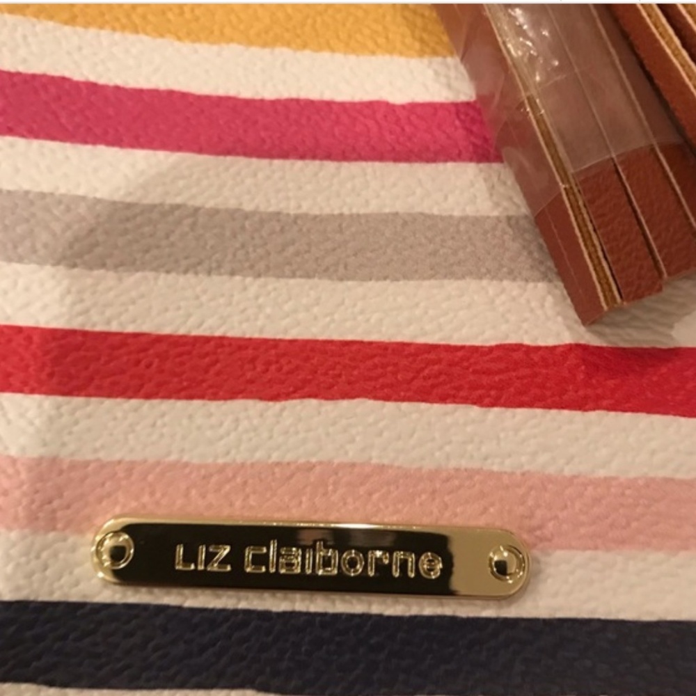 LIZ Claiborne